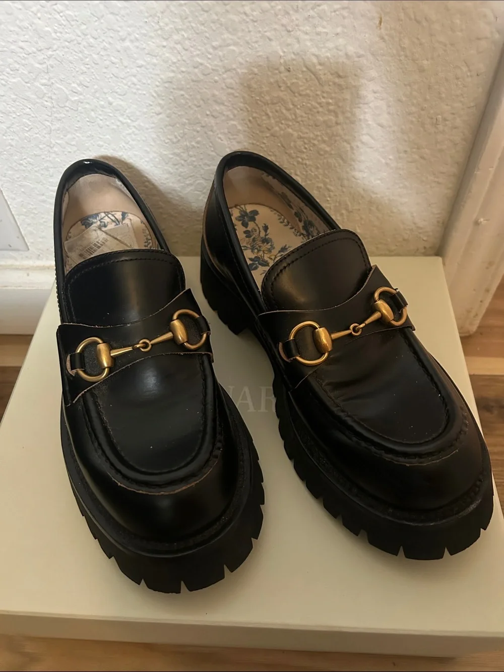 Gucci Black Leather Horsebit Lug Sole Loafers with Gold Hardware - Picture 1 of 6